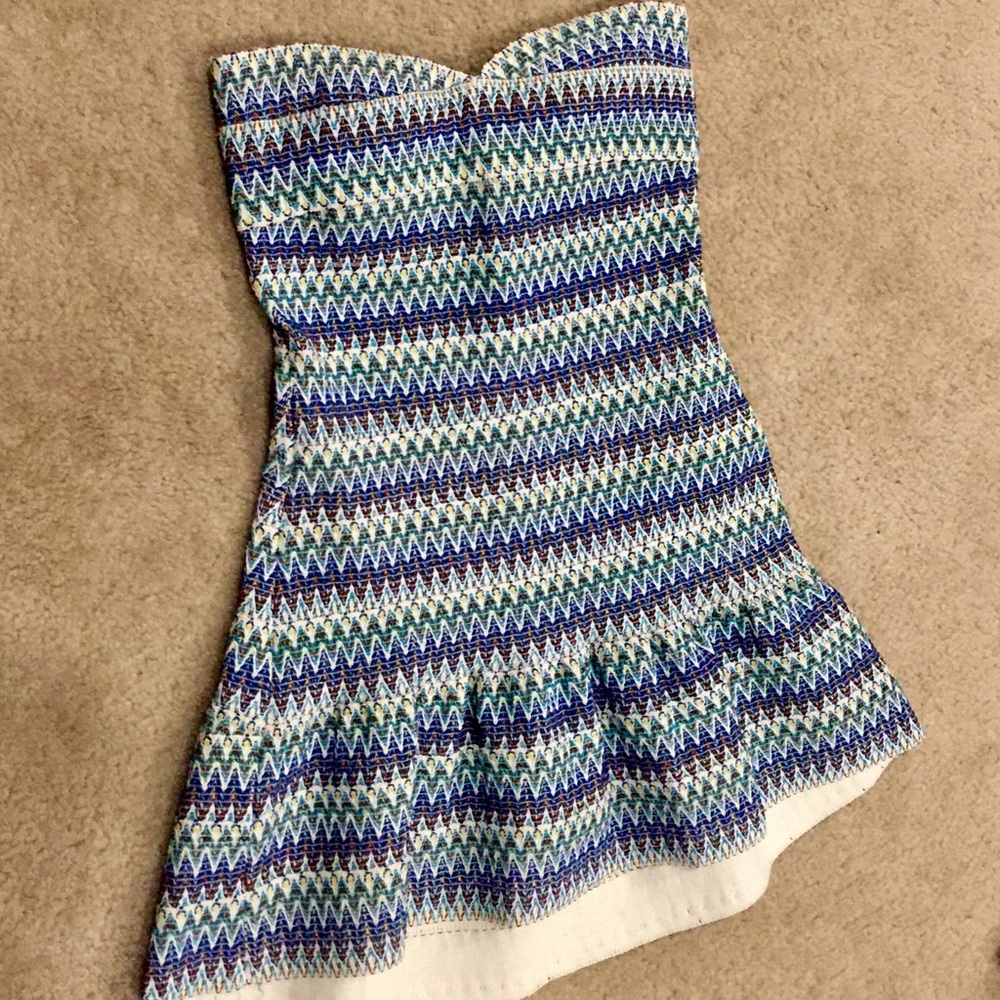 WOW couture Strapless Zigzag Knit Dress in Blue, White, Green